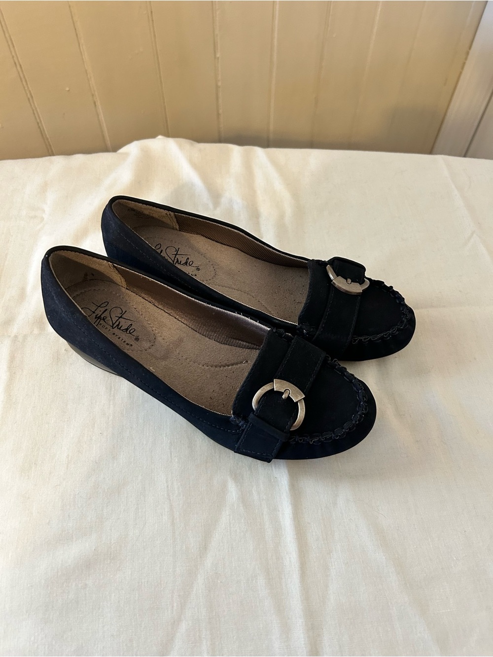 Life Stride Dial-Up Black Faux Suede Loafers Size 6.5 M NWOT